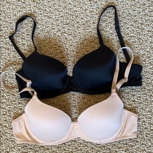 2 PINK Wear Everywhere Lightly Lined Bras